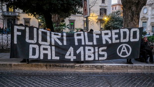 Roma sorvegliata speciale: gli anarchici ancora in piazza