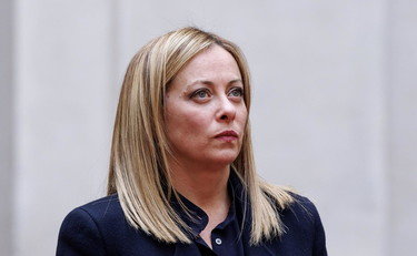 Cresce ancora la fiducia in Meloni, il sondaggio che disintegra i dem