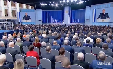 L'avvertimento nucleare di Putin: cosa ha detto sull'arsenale atomico