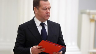 Per difenderci anche il nucleare. Medvedev avverte, l'escalation russa