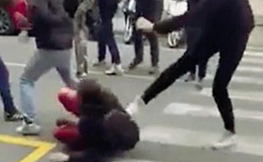 Costretto a cambiare scuola, ragazzo di destra minacciato di morte