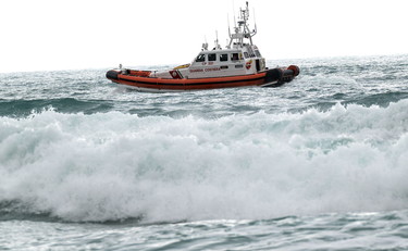 Nessuna richiesta di aiuto. Migranti, la verità dei soccorritori