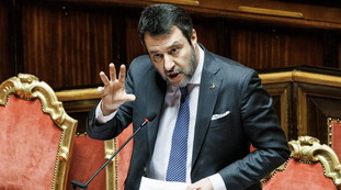 Gli attacchi sono vergognosi. Salvini si sfoga contro il fango della sinistra