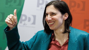 Dilettante allo sbaraglio, e la destra gongola. Feltri fa a fettine Schlein