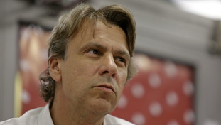 “Antifascismo patetico”. Porro disintegra Schlein e la sinistra