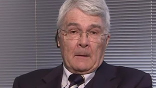 Naufragio? Il ministro con meno morti in mare. Castelli zittisce l'intero studio