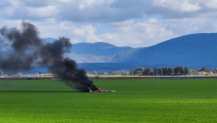 Tragico incidente a Guidonia: scontro tra due aerei, morti i piloti | GUARDA