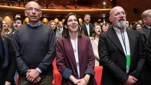 Il nuovo Pd di Schlein vira a sinistra e punta su Sardine e Speranza boys