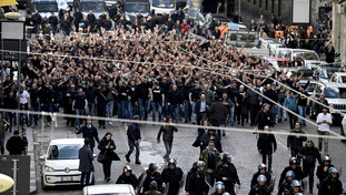 “Pagate i danni!”. La Lega insorge contro il governo tedesco dopo gli scontri