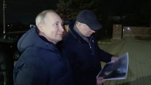 Putin e la visita in piena Ucraina: dopo la Crimea un altro viaggio spiazzante | GUARDA
