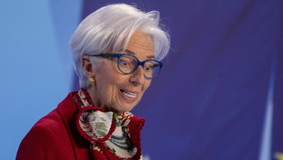 L'Italia vince il braccio di ferro con la Bce: decisione senza precedenti sui tassi