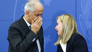 “Pressing sull'Europa”. Meloni incontra Piantedosi: il governo va di fretta sui migranti