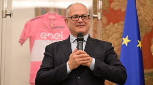 Giunta dei veleni, in Campidoglio trema la casa di Gualtieri