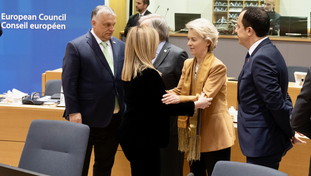 “Se non ratificate il Mes...”. L'Ue minaccia l'Italia con lo spettro della stabilità dei mercati