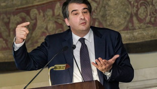 “Non è colpa nostra”. Ritardi sulla terza tranche del Pnrr, la colpa è del governo Draghi