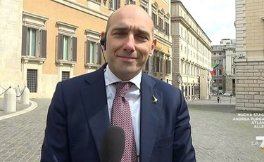 Perché non spendono soldi per la Guardia Costiera?. Morelli inchioda Fedez e Ghali