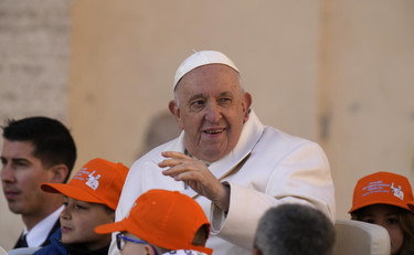 Bronchite infettiva. Come sta il Papa. I medici si sbilanciano su Bergoglio