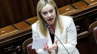 Meloni sbugiarda la sinistra: “Bugie sulla riforma del fisco, condoni non ne facciamo”