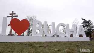 “Diavolo russo a Bucha”. Un anno fa la strage che sconvolse il mondo | GUARDA