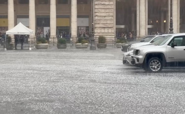 Bomba di grandine si abbatte su Roma