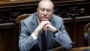 Valditara paga i viaggi d'istruzione alle famiglie più povere: fondi per le gite dei figli