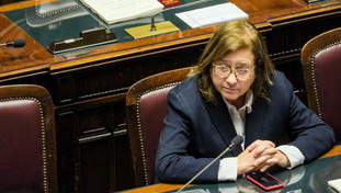 La sinistra non perde l'ossessione fascista, Meloni sbalordita