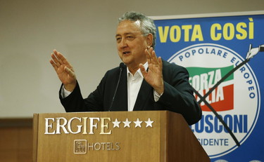 Complicato trovare un erede di Berlusconi. Barelli traccia il futuro di Forza Italia