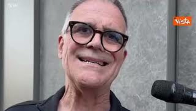 Zangrillo: Berlusconi senza cellulare? Tutte p***nate