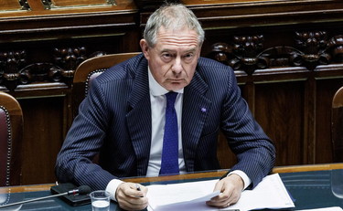 Quota 41? La priorità sono imprese e famiglie. Urso spiega le nuove pensioni