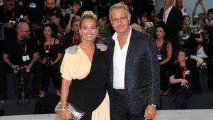 Scoppia la coppia eccellente: rottura dopo 25 anni, pronto il comunicato