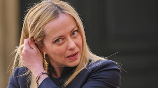 Meloni in testa. Il sondaggio premia Forza Italia e sotterra il Terzo Polo