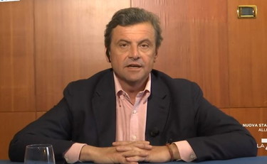 La fine della federazione? Colpa di Renzi. Poi Calenda fa la profezia sulle Europee