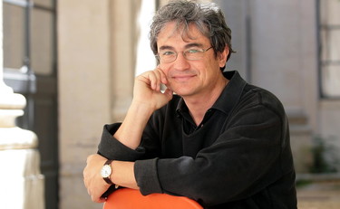 Rovelli attacca Crosetto sulle armi. Perché Ambra chiede scusa