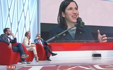 Nullismo armocromico, Schlein nel mirino di Tecce