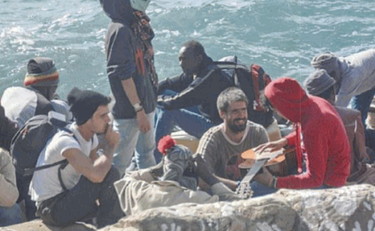 Respingimenti al confine e stranieri scaricati nei boschi:. la verità sui francesi