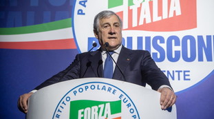 Risposta illogica. Decreto lavoro, Tajani contro la protesta dei sindacati