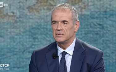 Nel Pd mi trovo a disagio. Cottarelli lascia Schlein e si dimette da senatore