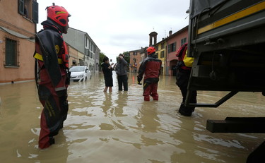 Maltempo, Mattarella chiama Bonaccini. Dal governo altri 20 milioni