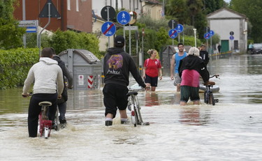 Non mettetevi in strada. Emilia Romagna, allerta rossa anche lunedì