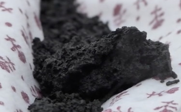 Eruzione dell'Etna, la nube di cenere avvolge tutto | VIDEO