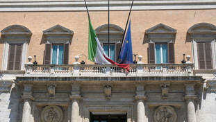 Partiti uniti sui terroristi rossi in Francia: la mozione del centrodestra riceve i voti di Pd e M5S