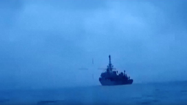 La nave russa attaccata dai droni ucraini: l'esplosione nel Mar Nero