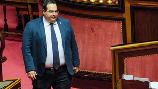 Il governo durerà 10 anni: Durigon deride l'opposizione della sinistra