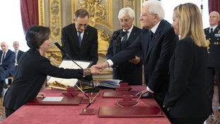 Mattarella stronca la censura di sinistra e azzera Schlein