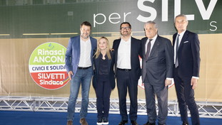 La sinistra perde pure la roccaforte rossa di Ancona: trionfo del centrodestra