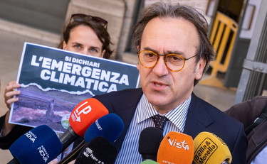 “Opposizione inesistente”. La sinistra si spacca dopo la batosta elettorale