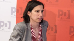 Schlein rinvia la missione a Bruxelles, che succede nel Pd