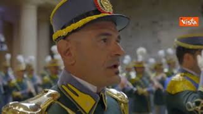 2 giugno, la banda della Guardia di Finanza suona l'Inno di Mameli alla Camera di Commercio di Roma