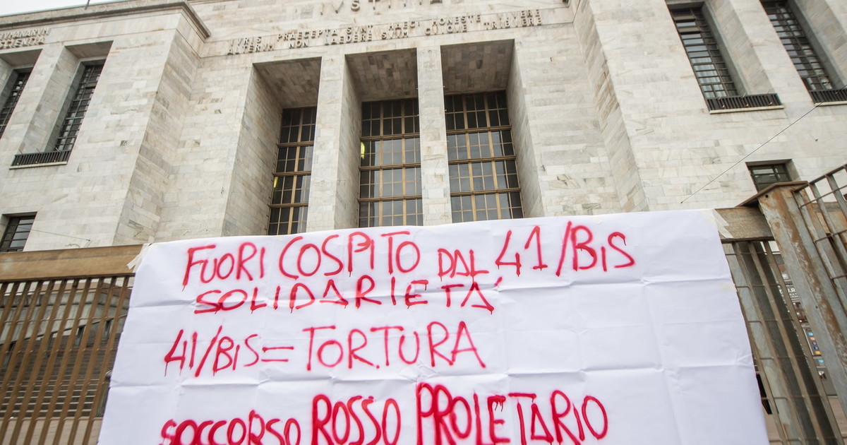 Caso Cospito, arriva la parola fine l'anarchico è tornato nel carcere