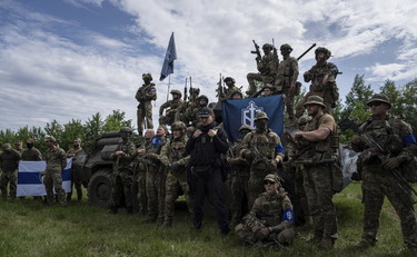 Guerra Ucraina, scambio di accuse. Giallo sull'esplosione della diga